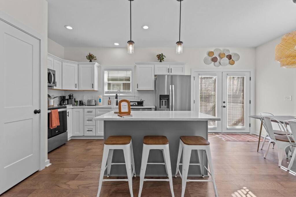 Contemporary Home, Close To Downtown And Nccu Ντάραμ Εξωτερικό φωτογραφία